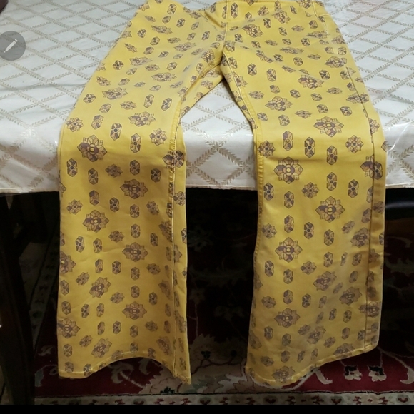 SOLD OUT!!! Free People Printed Penny Pull-On Flare Jeans - Picture 5 of 9